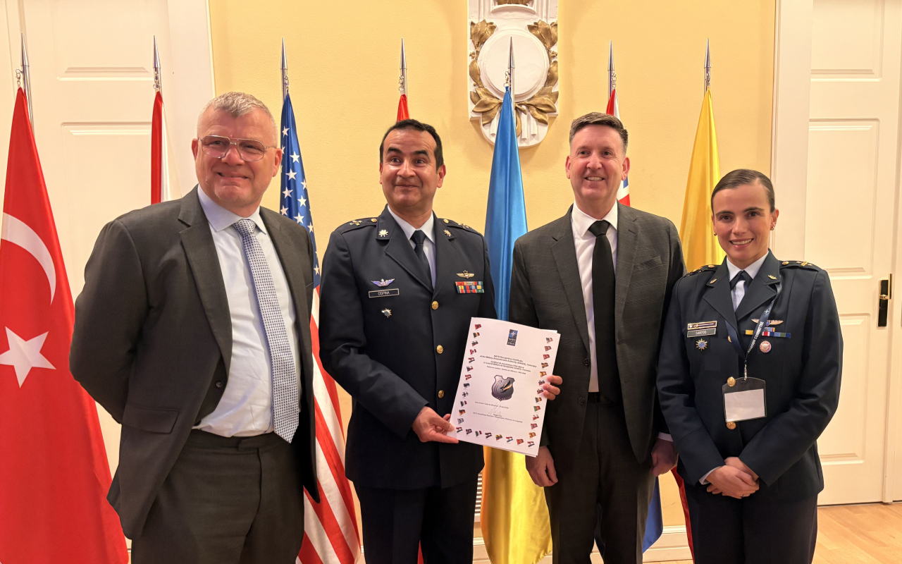 Colombia recibe reconocimiento de la OTAN como autoridad de aeronavegabilidad militar