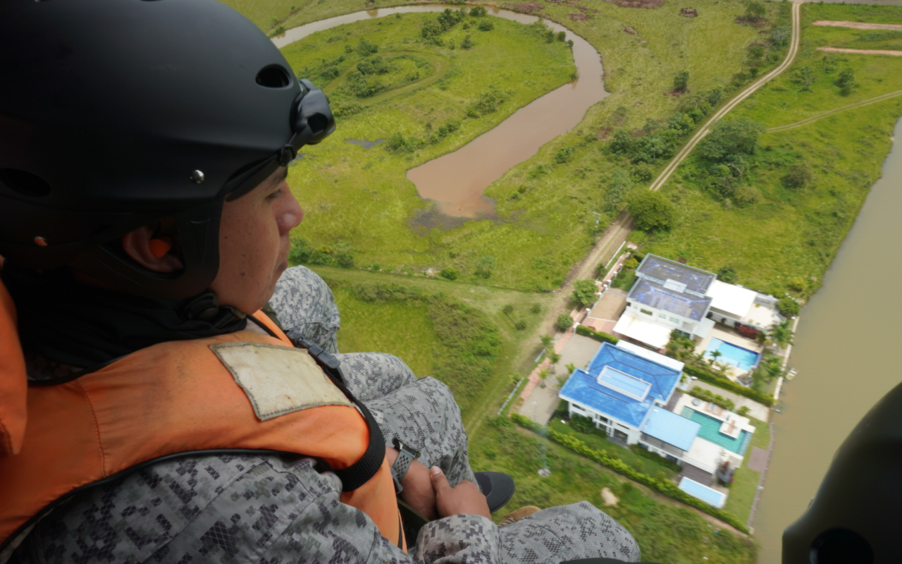 Entrenamiento fortalece la respuesta aérea ante emergencias por las lluvias