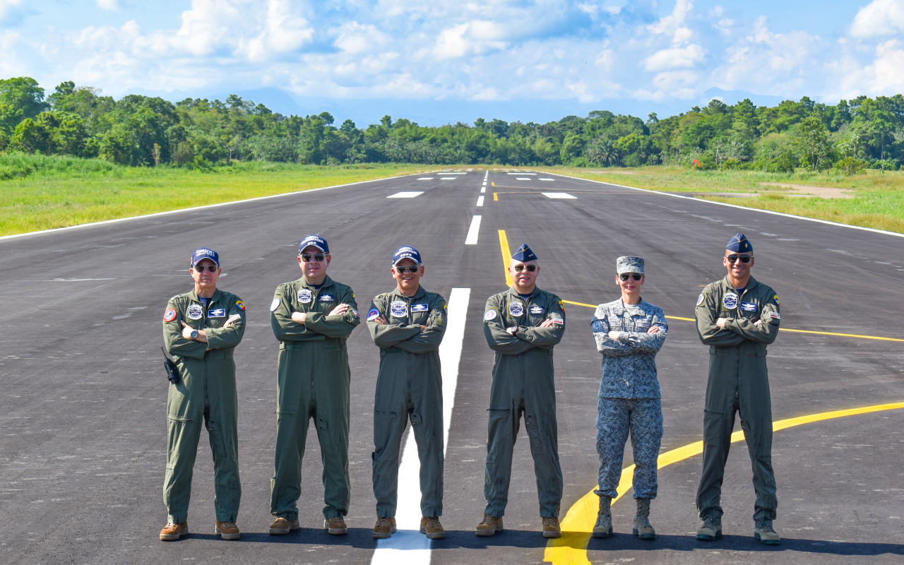 Inauguración del aeródromo de Velásquez fortalece la formación de pilotos militares
