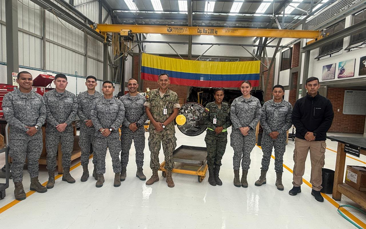 Capacitación internacional fortalece competencias aeronáuticas y estrecha la cooperación entre países aliados