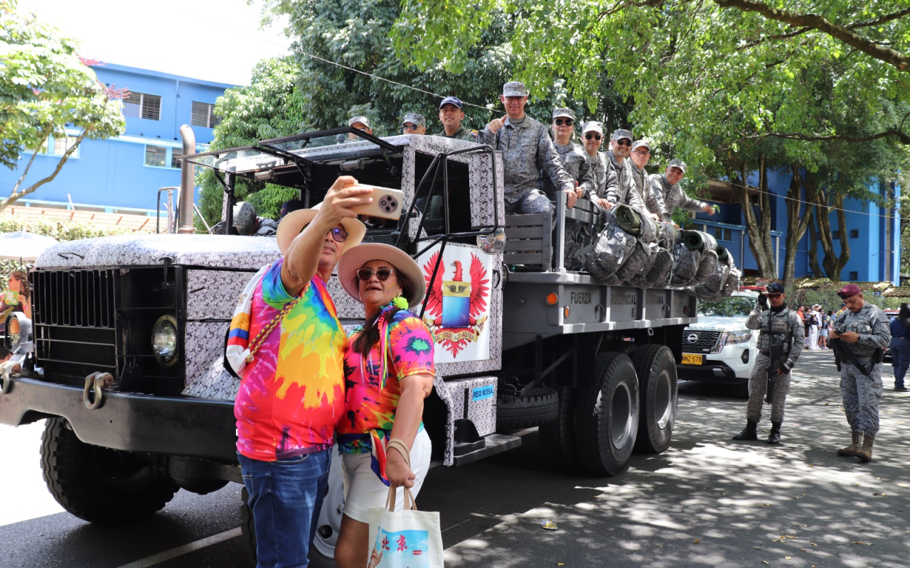 Historia, tradición y servicio estuvieron presentes en la Feria de las Flores