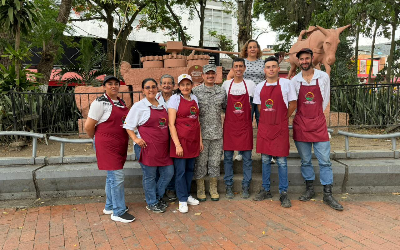 Mercado Campesino impulsa el desarrollo económico y social de familias campesinas