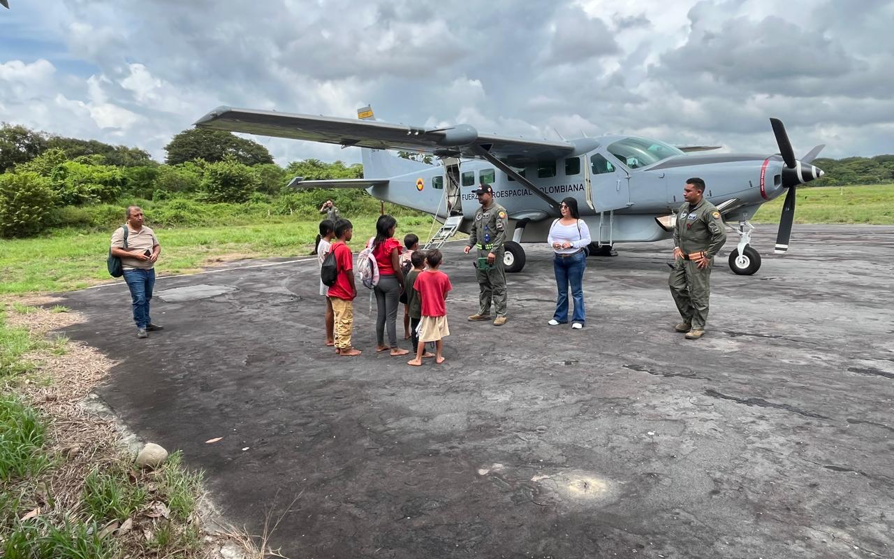 Misión aérea permitió el traslado seguro de seis menores en Arauca