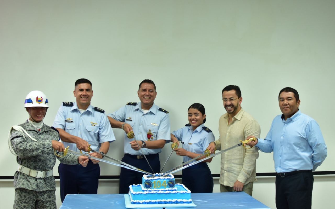 Grupo Aéreo del Amazonas conmemoró los 104 años de la Fuerza Aeroespacial Colombiana Grupo Aéreo del Amazonas conmemoró los 104 años de la Fuerza Aeroespacial Colombiana
