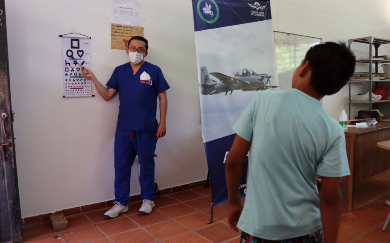 Servicio de salud llegaron a los pueblos indígenas Achagua y Piapoco a través de su Fuerza Aérea