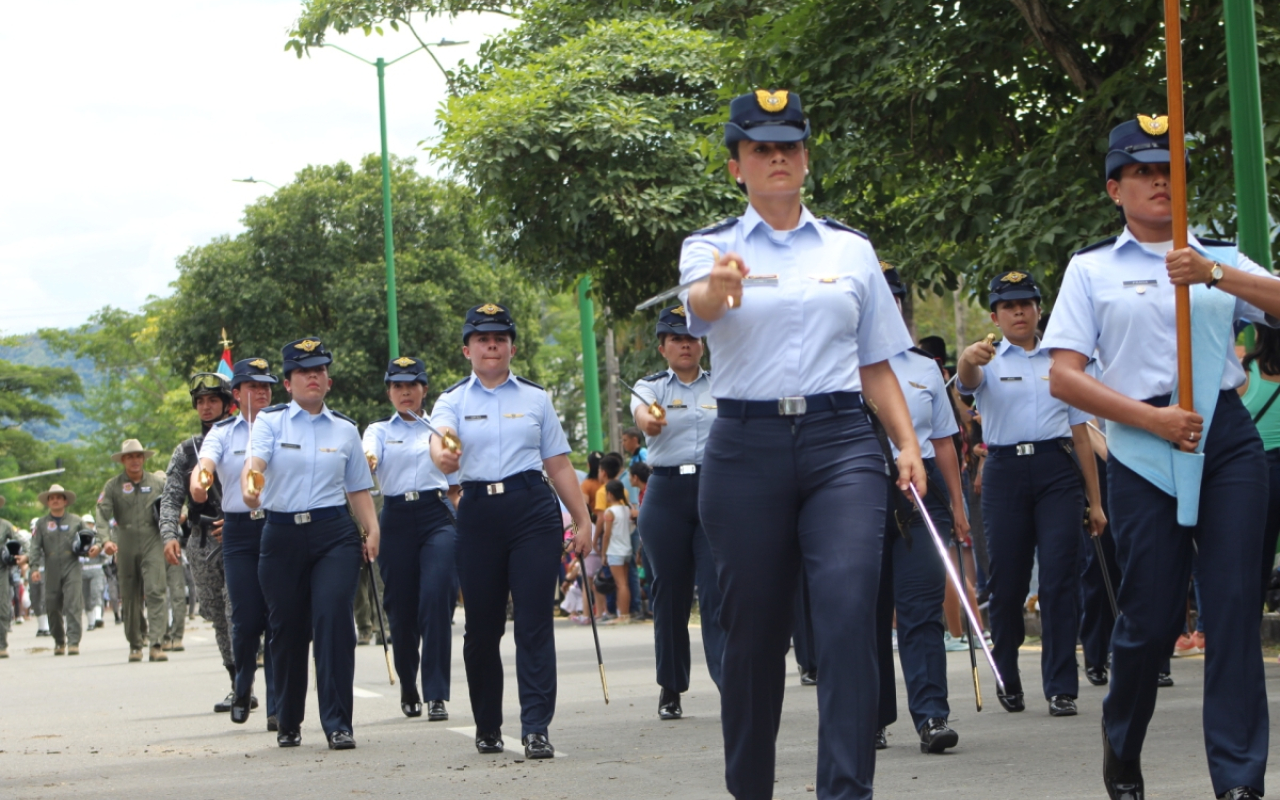 Yopal izó con orgullo el tricolor nacional en el Desfile Militar y Policial con motivo del 20 de julio