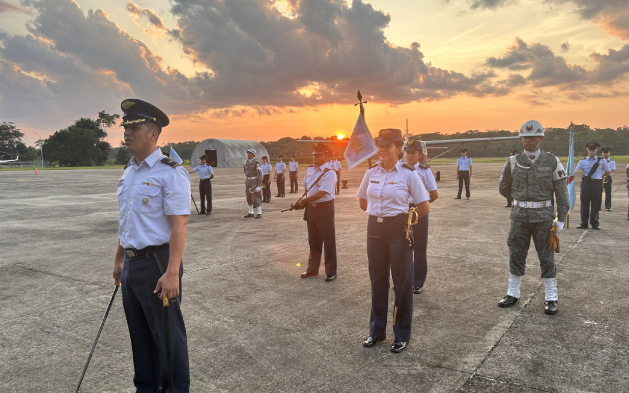 En imponente ceremonia militar, el Grupo Aéreo del Amazonas celebra su decimo tercer aniversario 
