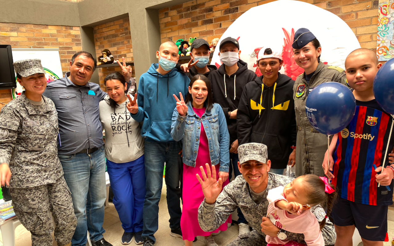Albergue de niños con cáncer en Bogotá es apoyado por su Fuerza Aérea Colombiana