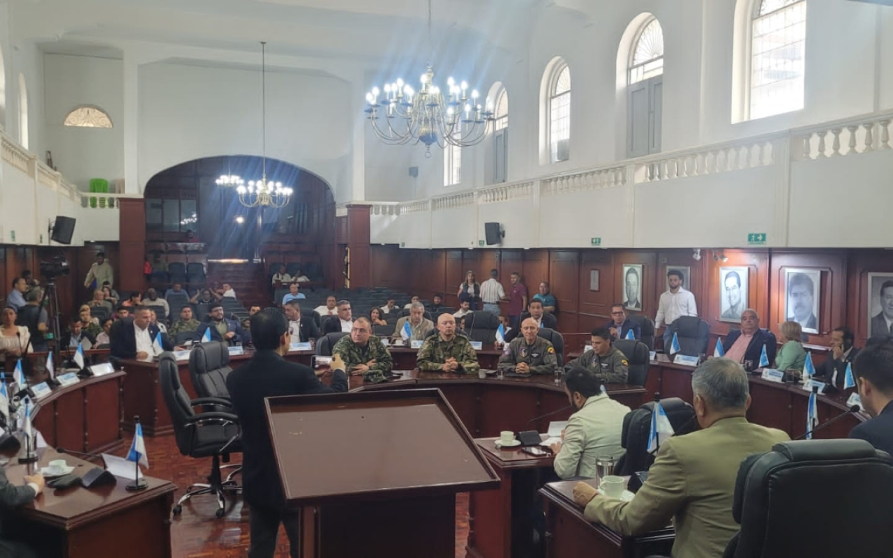 Labores de acción integral fueron presentadas por la Fuerza Aeroespacial Colombiana ante la Asamblea Departamental del Valle del Cauca