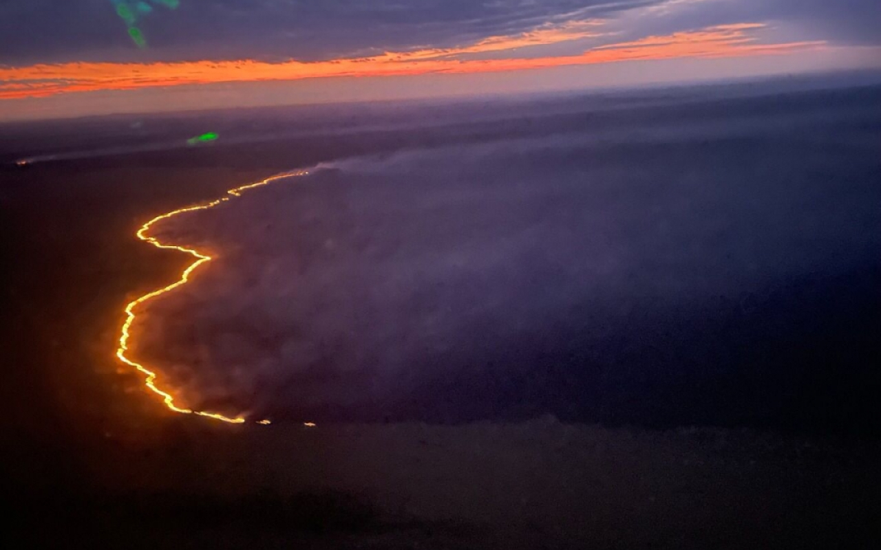 Misiones nocturnas para sofocar las llamas en el Parque Nacional El Tuparro