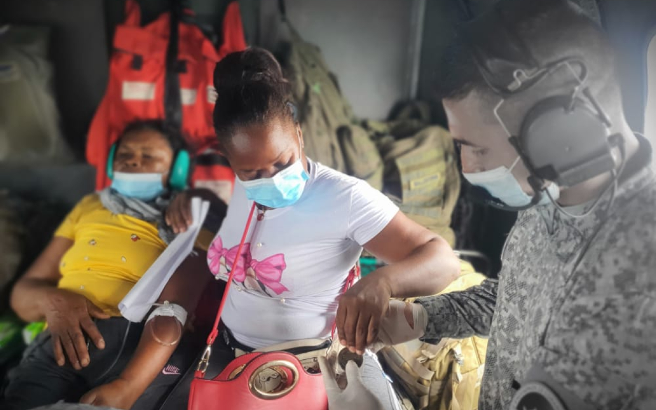 Mujer fue evacuada de urgencia para salvaguardar su vida en Iscuandé, Nariño