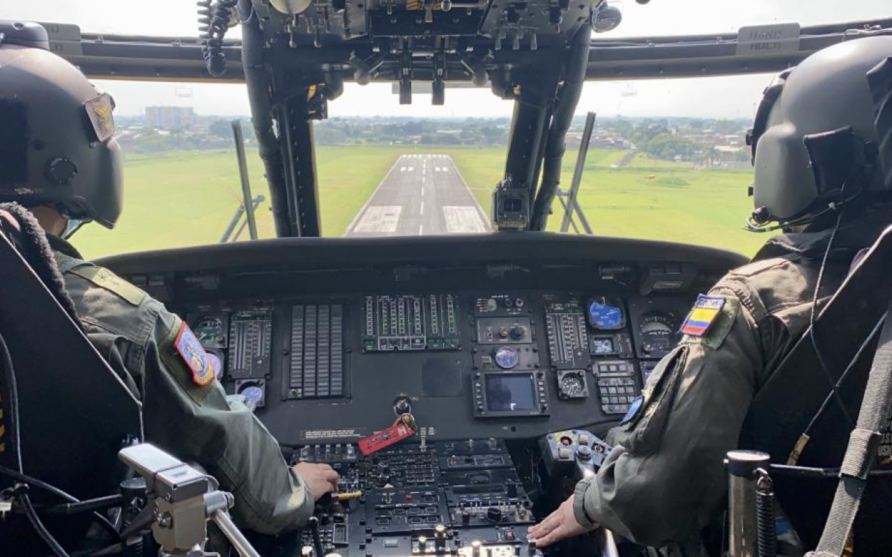 Desde los cielos del sur occidente del país aeronaves de su Fuerza Aérea Colombiana brindan seguridad a la población de los departamentos de Valle del Cauca, Cauca y Nariño.