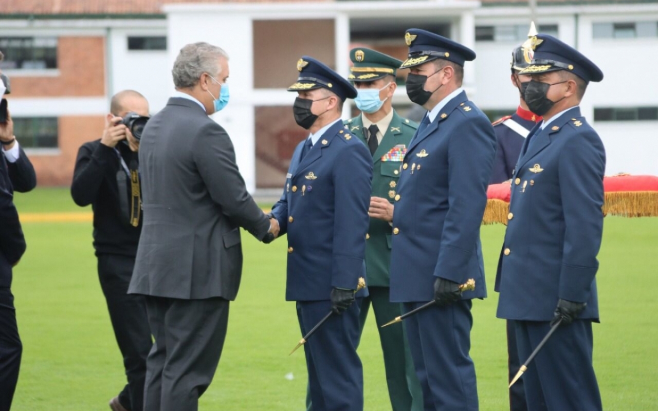 Generales de su Fuerza Aérea Colombiana fueron ascendidos por el Presidente de la República