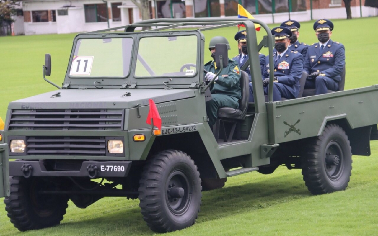 Generales de su Fuerza Aérea Colombiana fueron ascendidos por el Presidente de la República