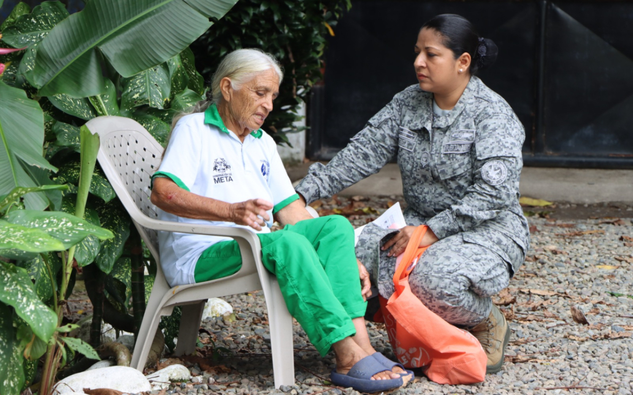 Abuelitos de Villavicencio pasaron una mañana de alegría en vísperas de navidad