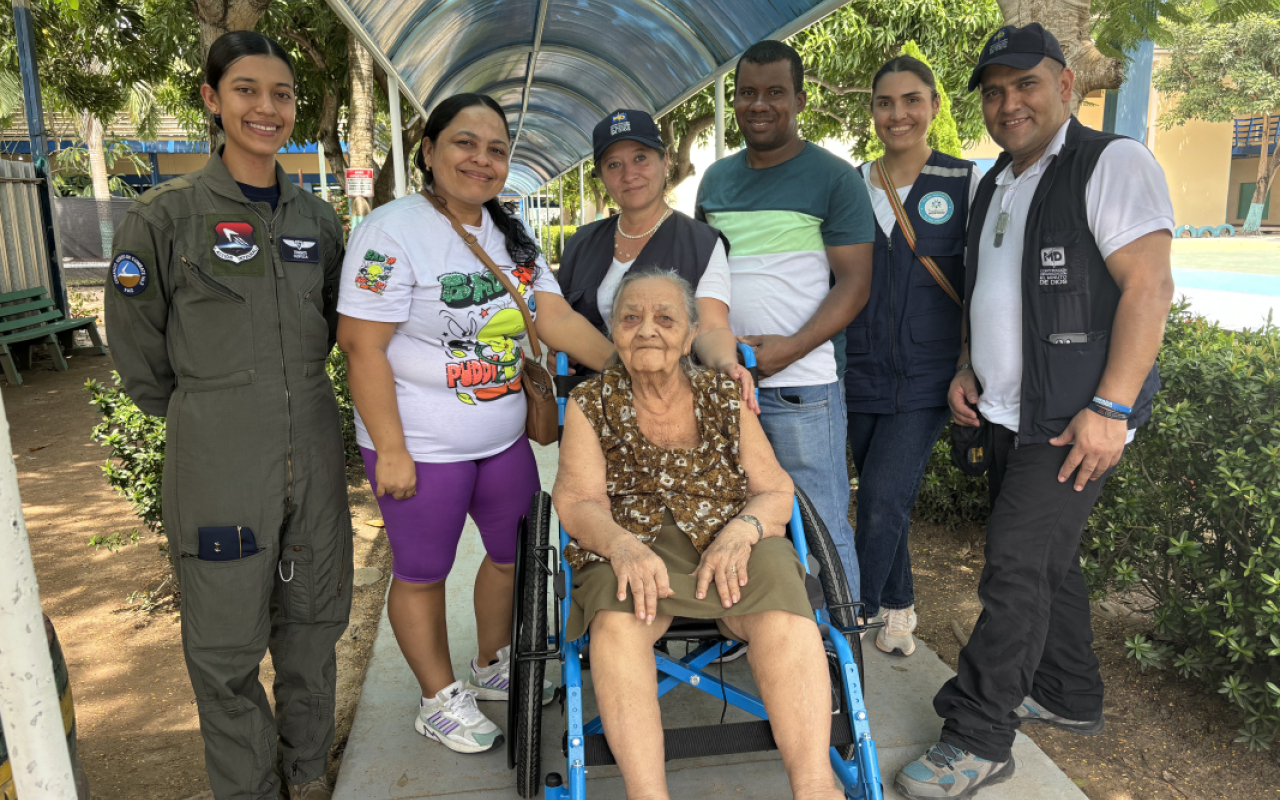 Adultos mayores de Malambo se beneficiaron con sillas de ruedas