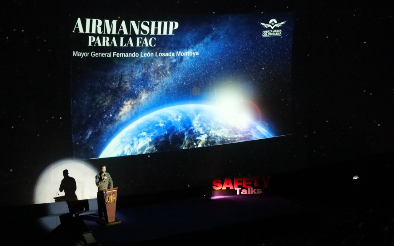 Lanzamiento del programa Airmanship en el Día de la Seguridad Operacional de la Fuerza Aérea