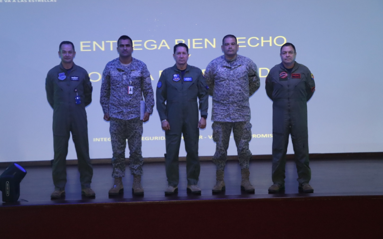Con ‘Safety talks’ fue celebrado el día de la seguridad operacional en CACOM 2