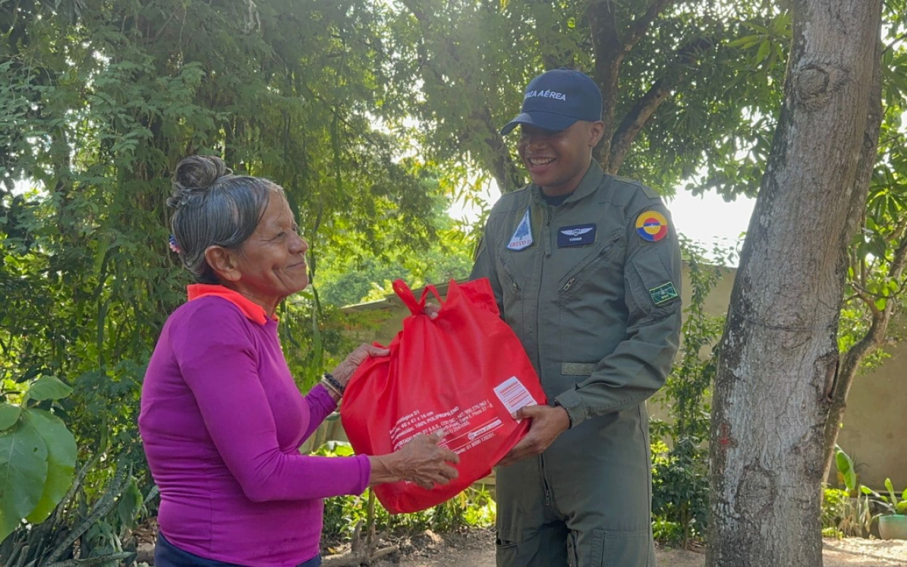 Militares aportan al bienestar de familias de Puerto Boyacá