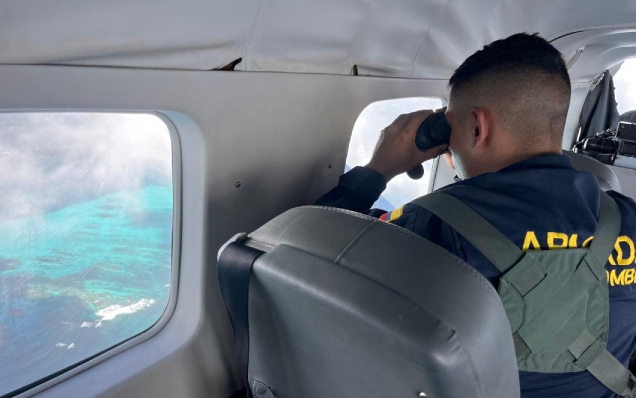 Búsqueda de embarcación a la deriva en aguas de Providencia