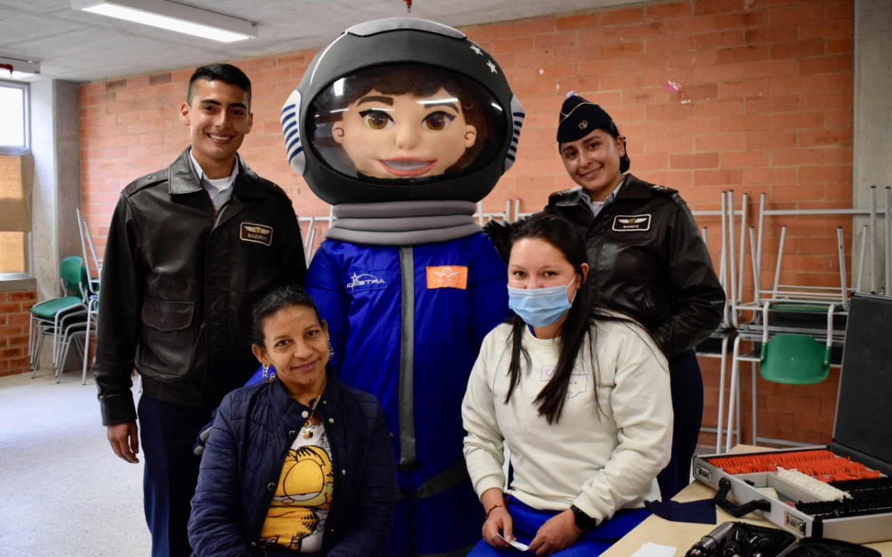 Madrileños se beneficiaron de una Jornada de Apoyo al Desarrollo liderada por su Fuerza Aérea Colombiana
