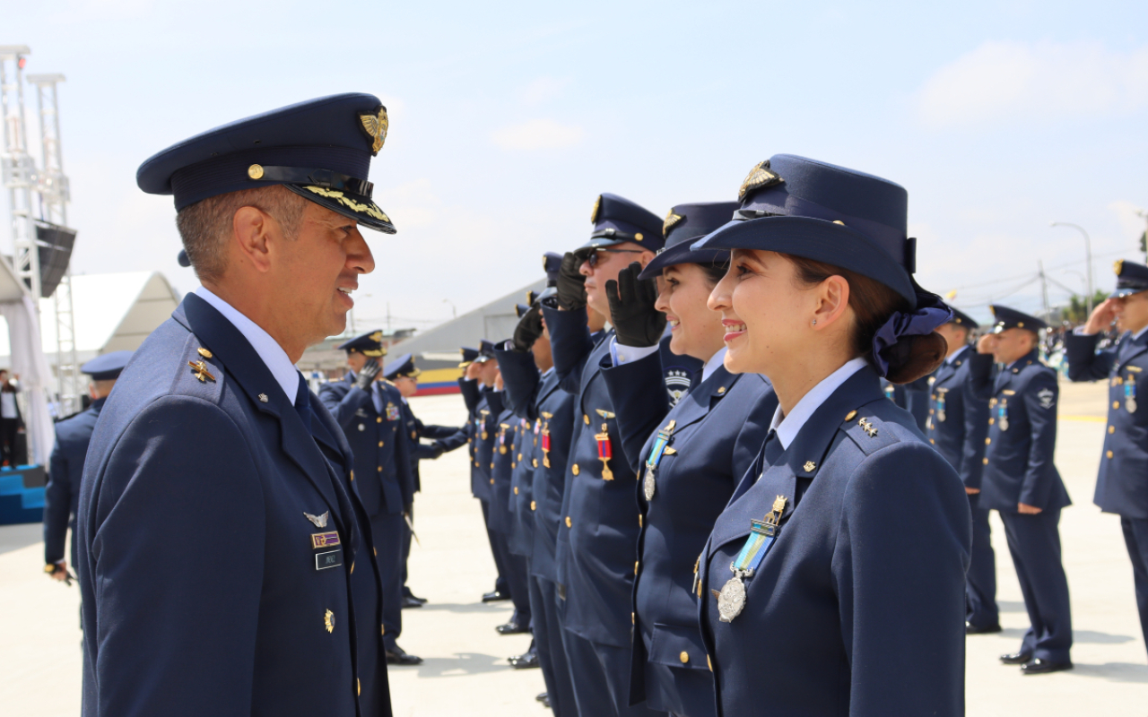 Centenario del Comando Aéreo de Mantenimiento engalana el cielo de Madrid, Cundinamarca