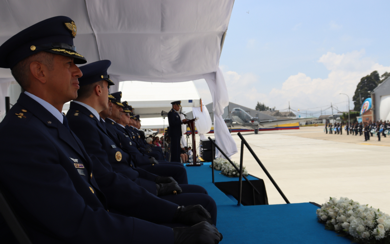 Centenario del Comando Aéreo de Mantenimiento engalana el cielo de Madrid, Cundinamarca