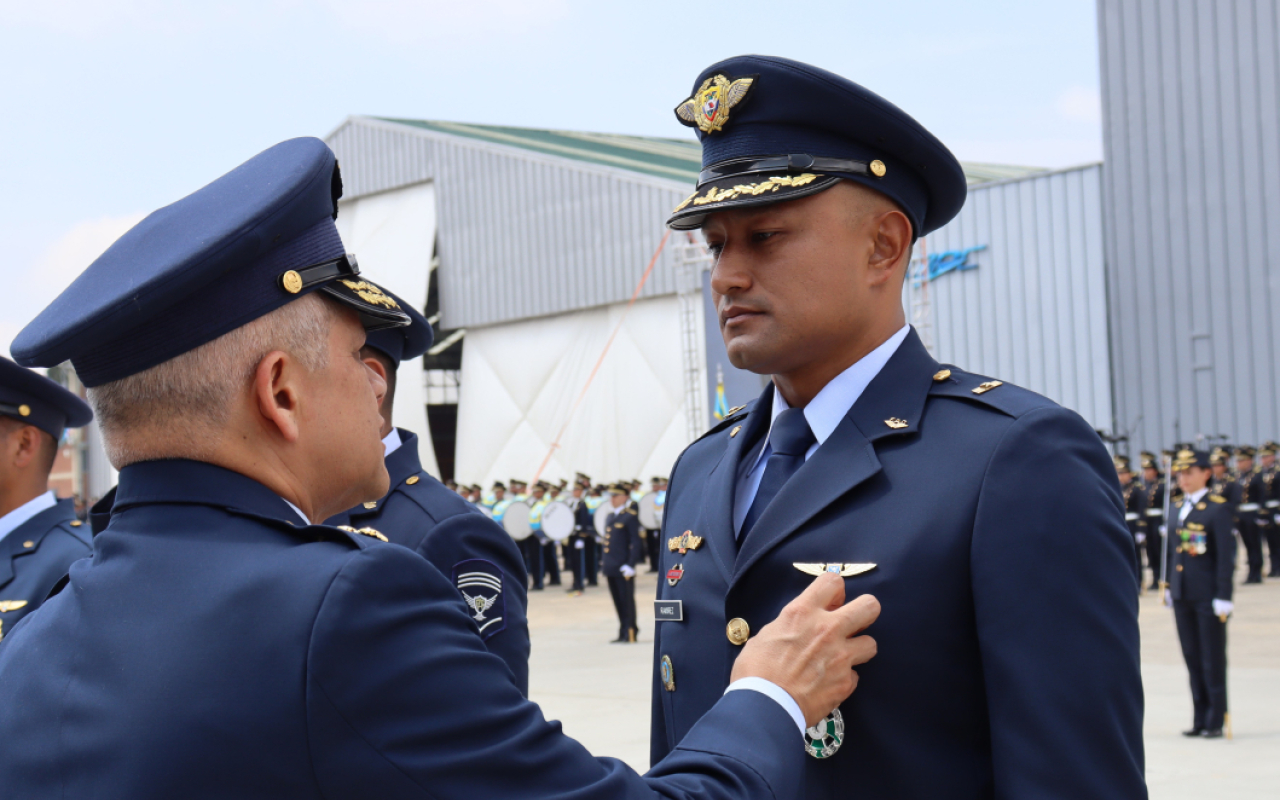 Centenario del Comando Aéreo de Mantenimiento engalana el cielo de Madrid, Cundinamarca