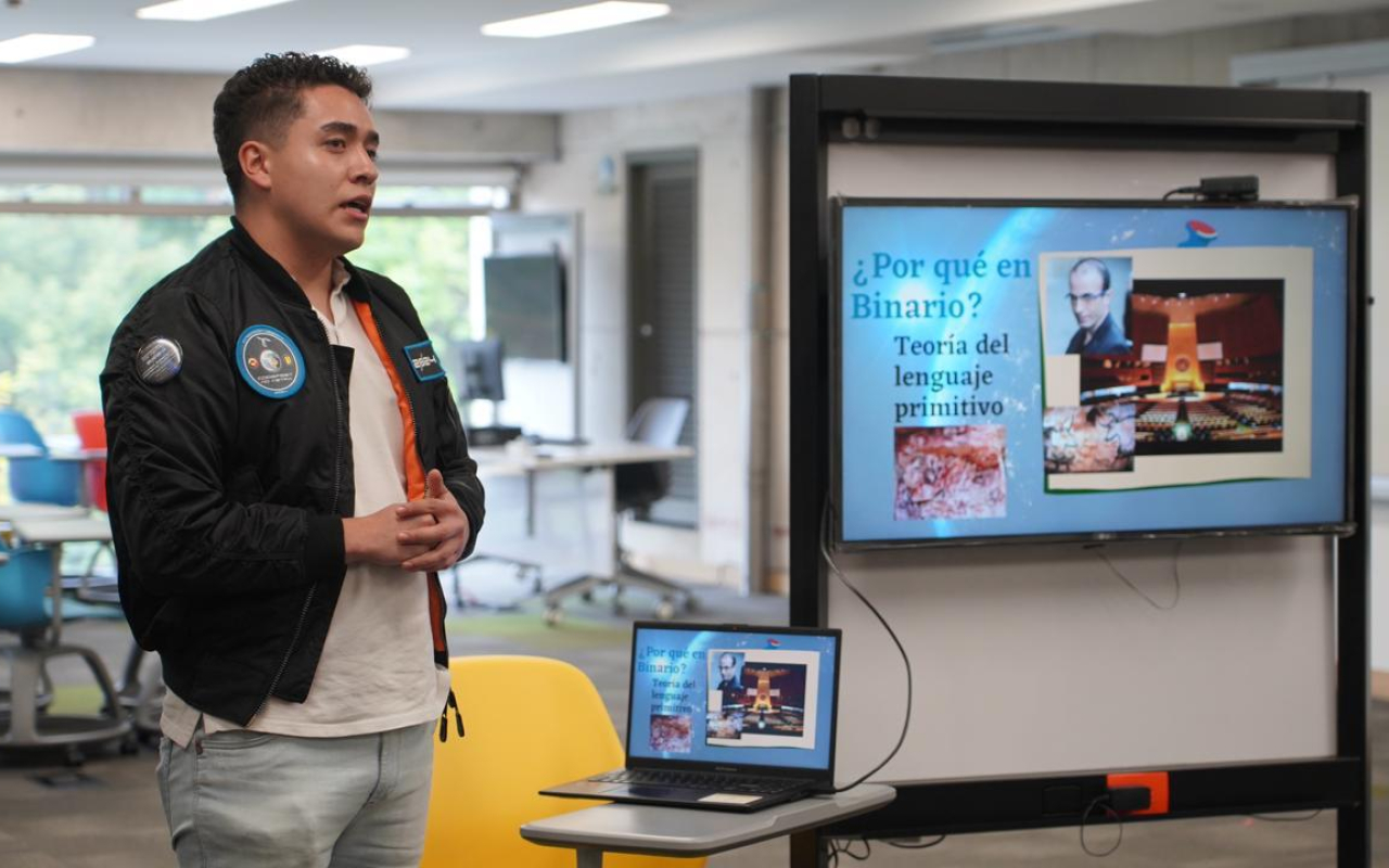 Más de 220 estudiantes universitarios de todo el país participaron del CODEFEST Ad Astra 2024