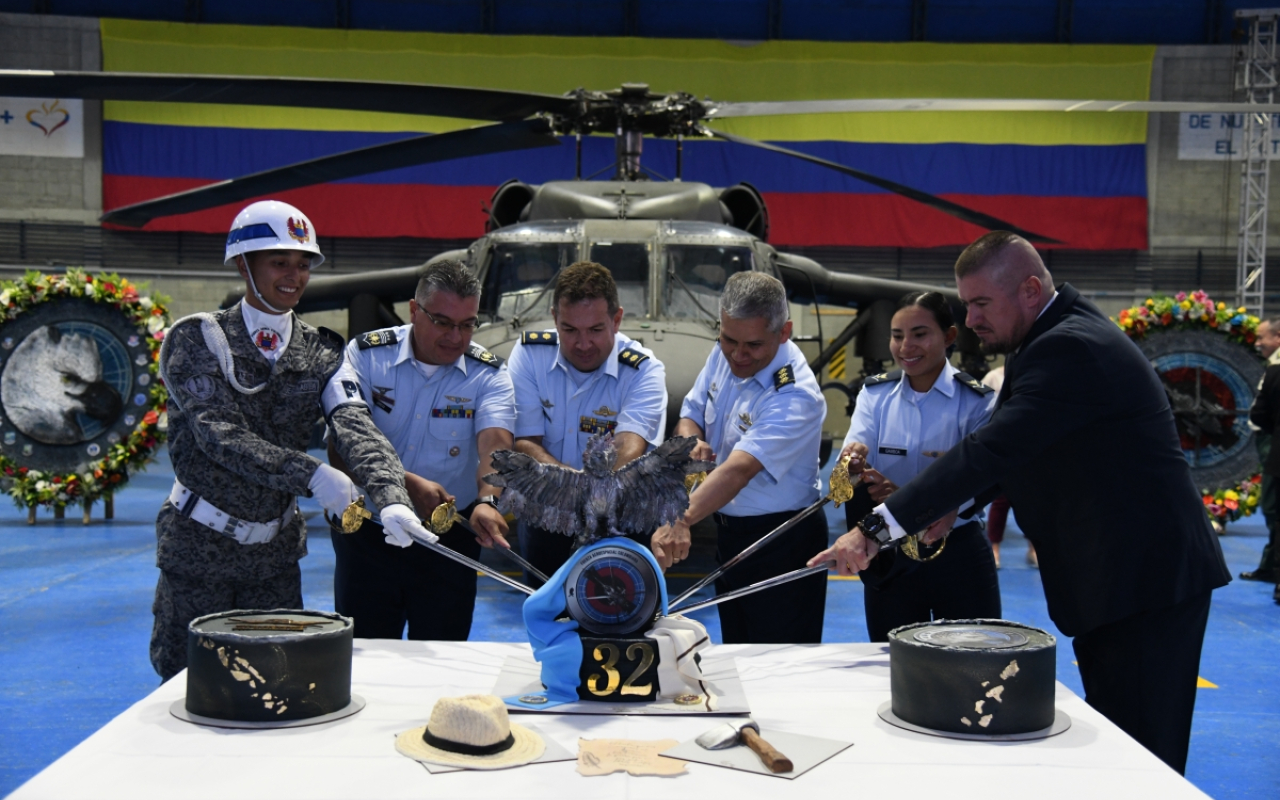 CACOM 5 conmemora 32 años al servicio y protección de los colombianos