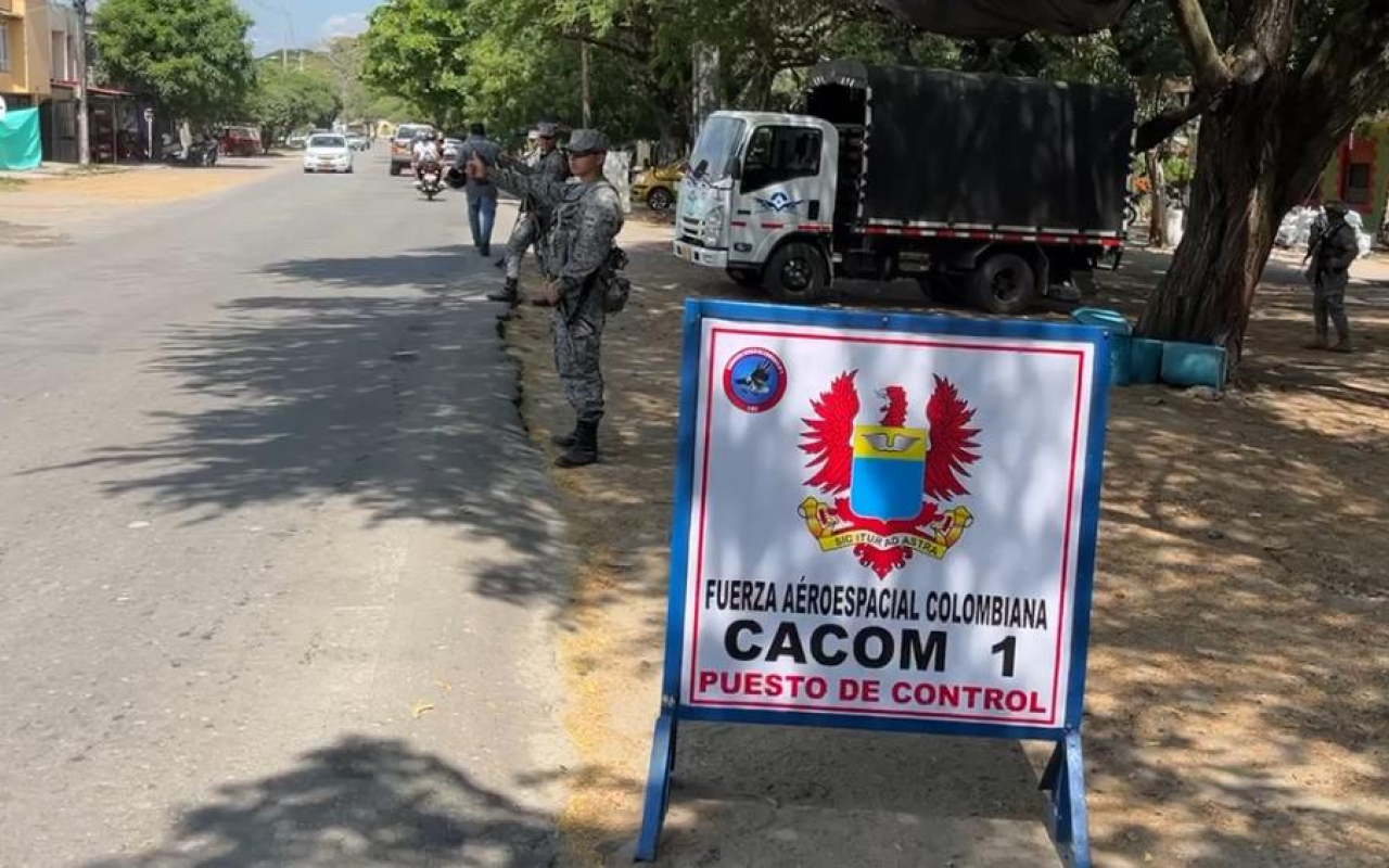 Despliegues terrestres refuerzan la seguridad en el Magdalena Medio durante temporada decembrina