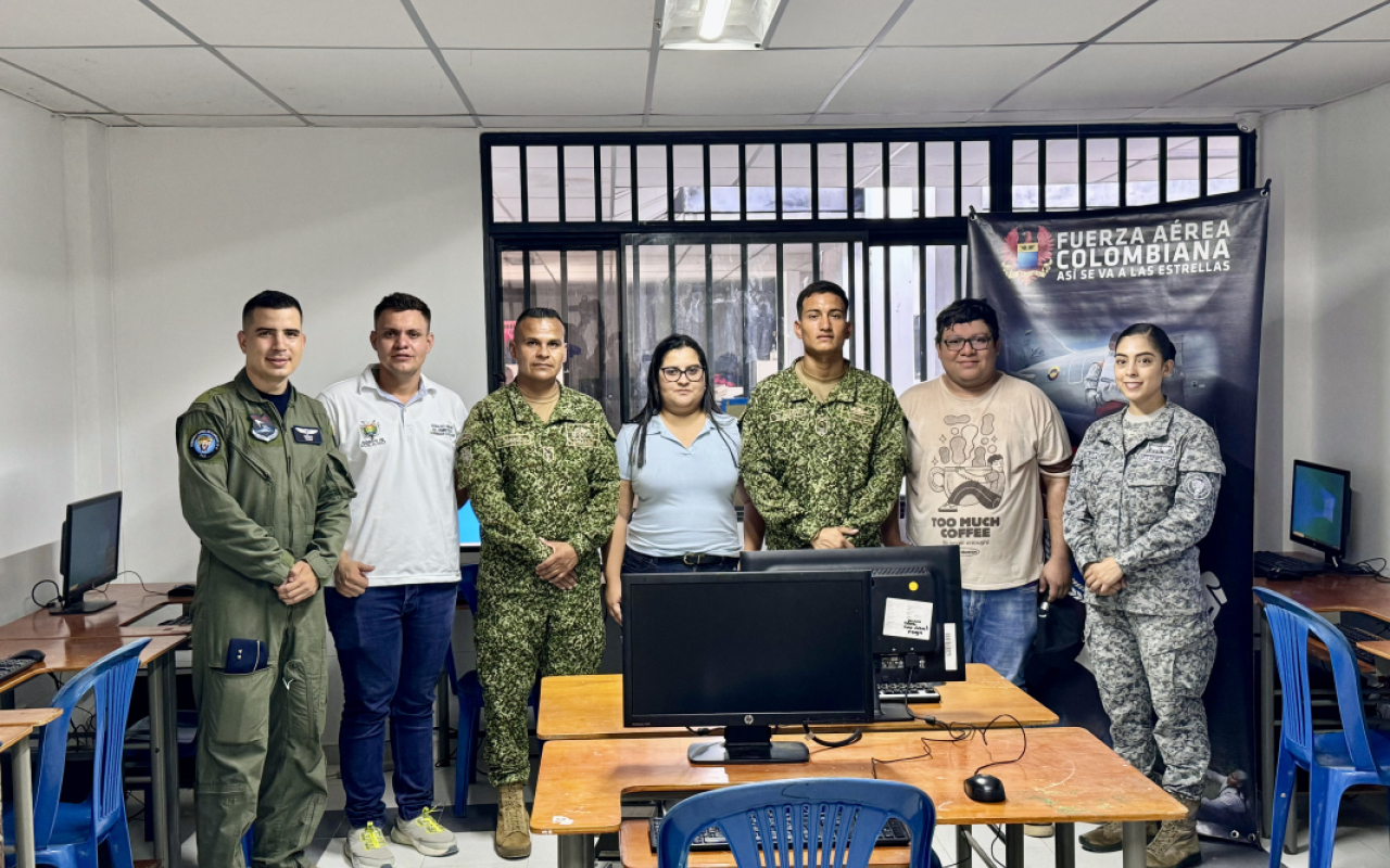 Donación de 15 computadores abre oportunidad educativa en Solano, Caquetá