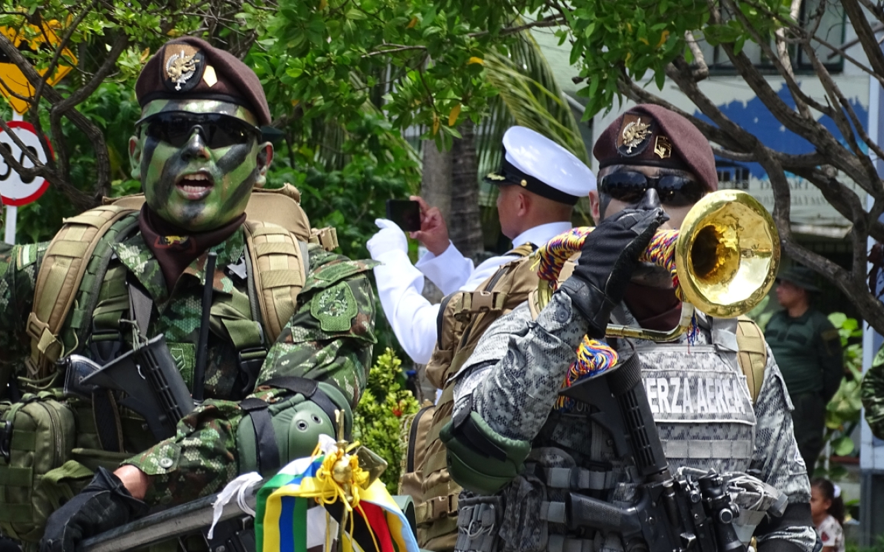 Así se vivió el desfile militar y policial en la isla de San Andrés