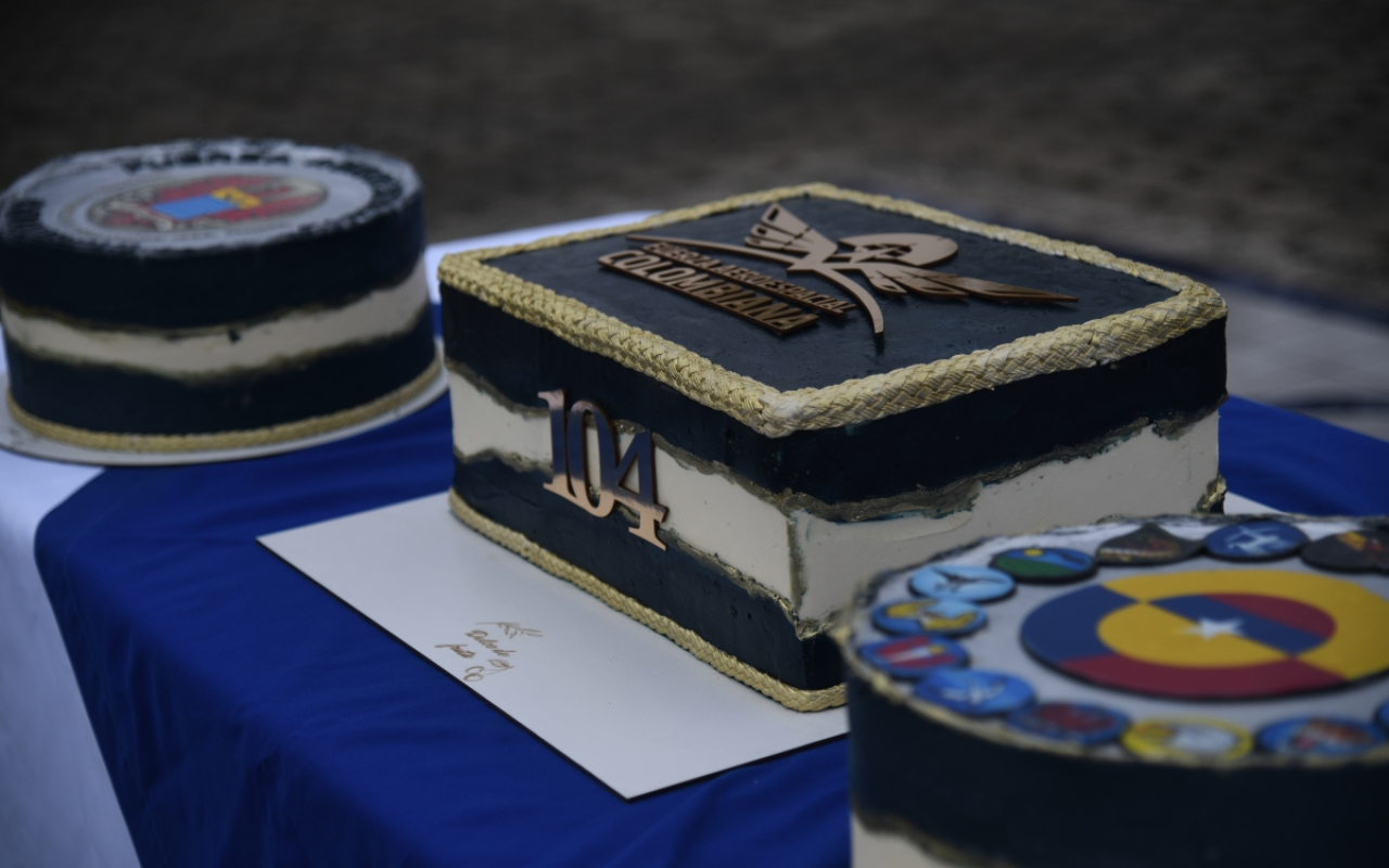 se conmemoraron los 104 años de servicio de la Fuerza Aeroespacial Colombiana se conmemoraron los 104 años de servicio de la Fuerza Aeroespacial Colombiana