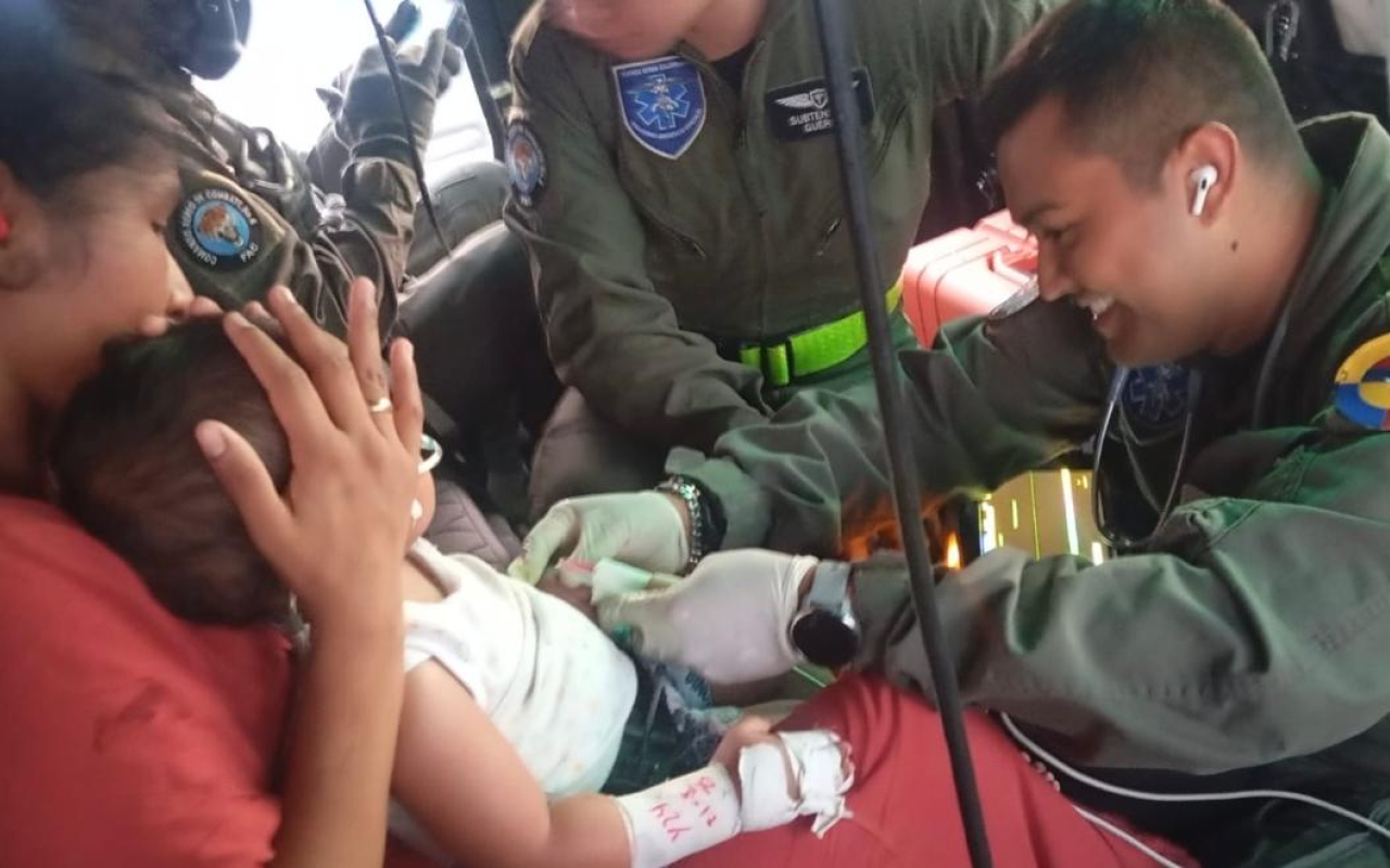Operación humanitaria lleva esperanza a una familia en Puerto Leguizamo Operación humanitaria lleva esperanza a una familia en Puerto Leguizamo