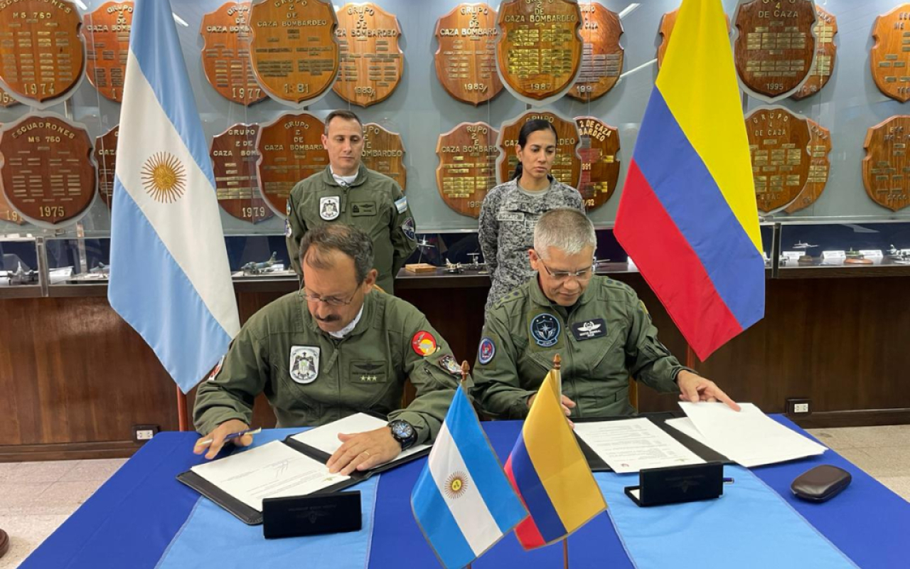 Acordado programa de cooperación bilateral con la Fuerza Aérea Argentina