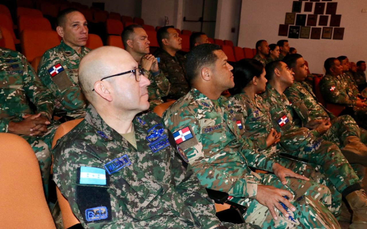 Visita geoestratégica de la Fuerza Aérea de República Dominicana fortalece cooperación