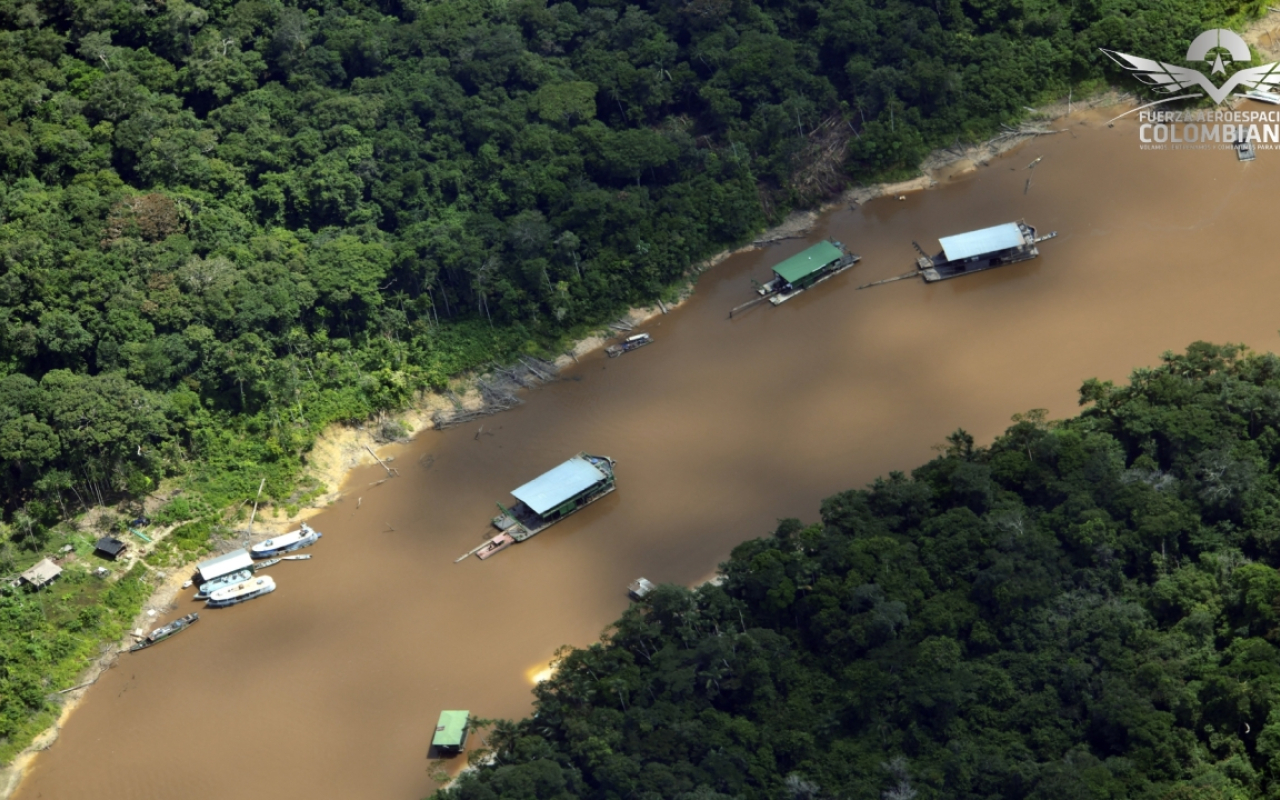 Operación entre Colombia y Brasil contra la explotación ilícita de yacimientos mineros en Amazonas
