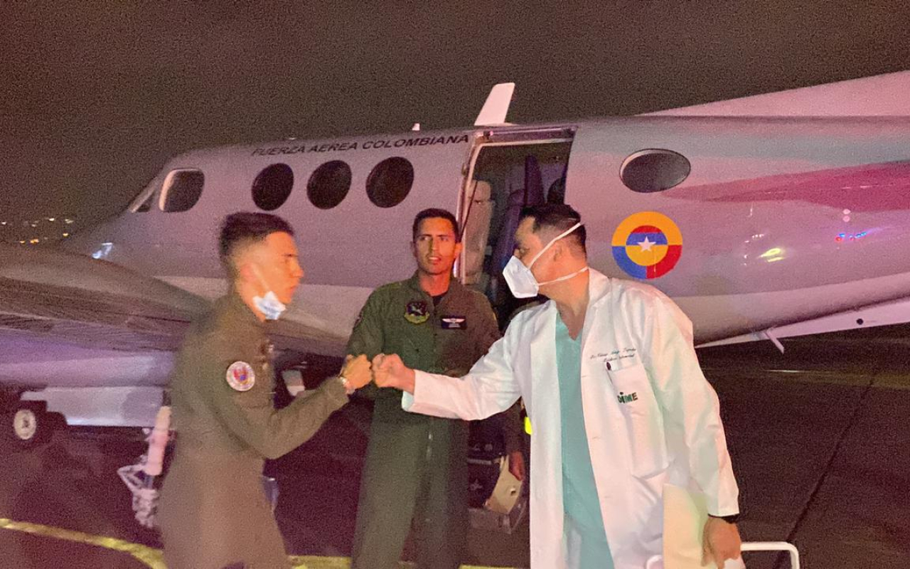 Fuerza Aérea Colombiana traslada órgano vital para salvar la vida de paciente en Cali