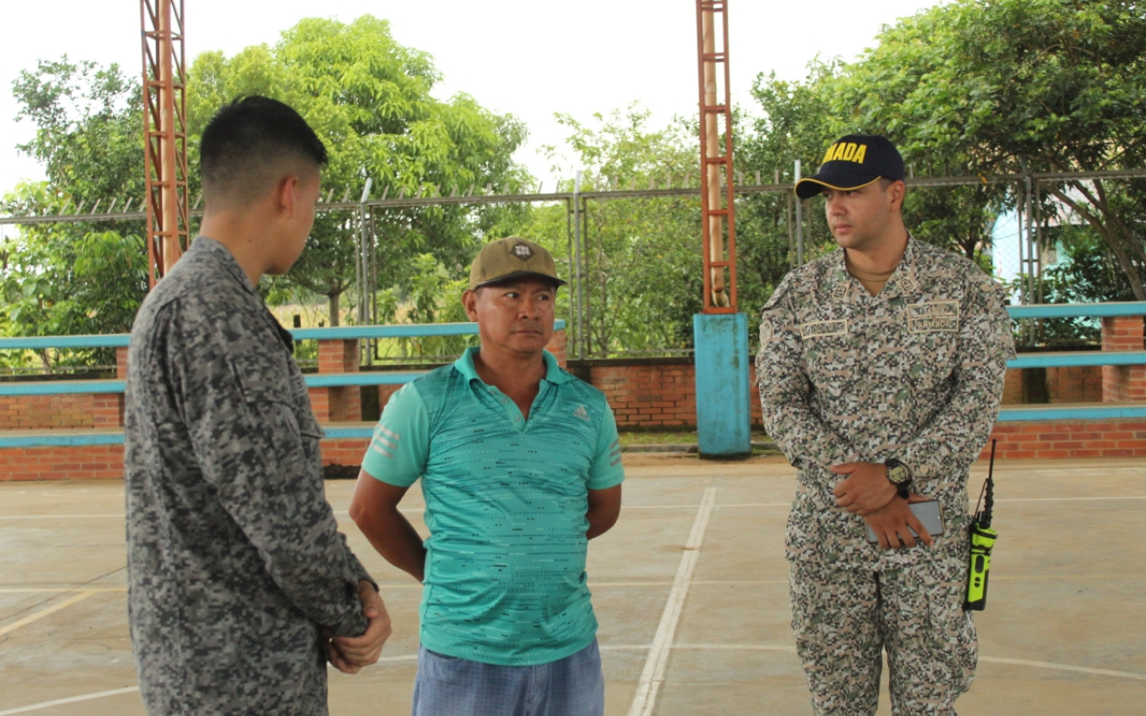 Su Fuerza Aérea visita resguardo indígena en Orocué, Casanare