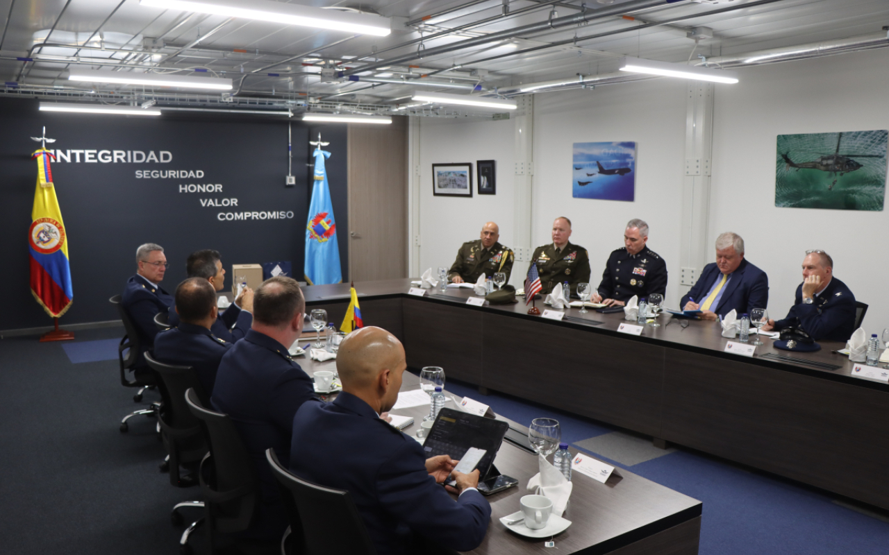 Colombia y Estados Unidos fortalecen cooperación espacial y de seguridad