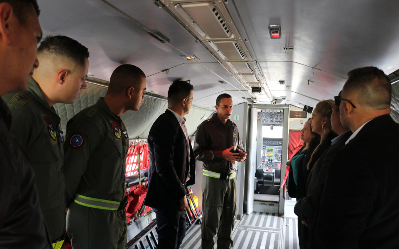 Articulación de esfuerzos entre la Alcaldía de Funza y la Fuerza Aérea Colombiana
