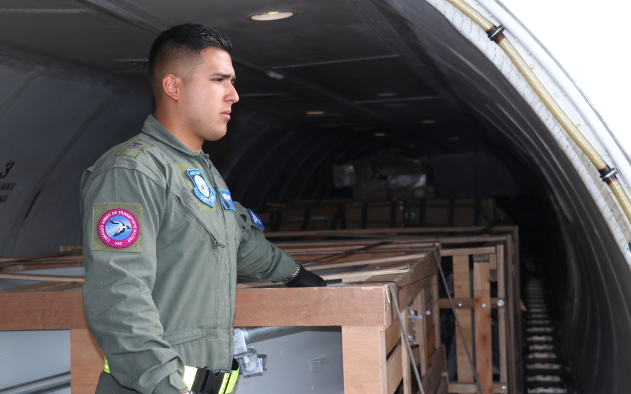 Población indígena del Guainía tendrá servicio de internet y telefonía con el apoyo de la Fuerza Aeroespacial Colombiana