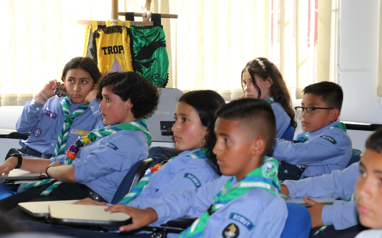 Niños y jóvenes Scouts de Bogotá fueron los protagonistas de un día en la Fuerza Aeroespacial Colombiana