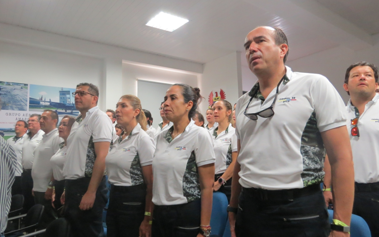 Alumnos del Curso de Altos estudios Militares CAEM visitaron el Grupo Aéreo del Amazonas