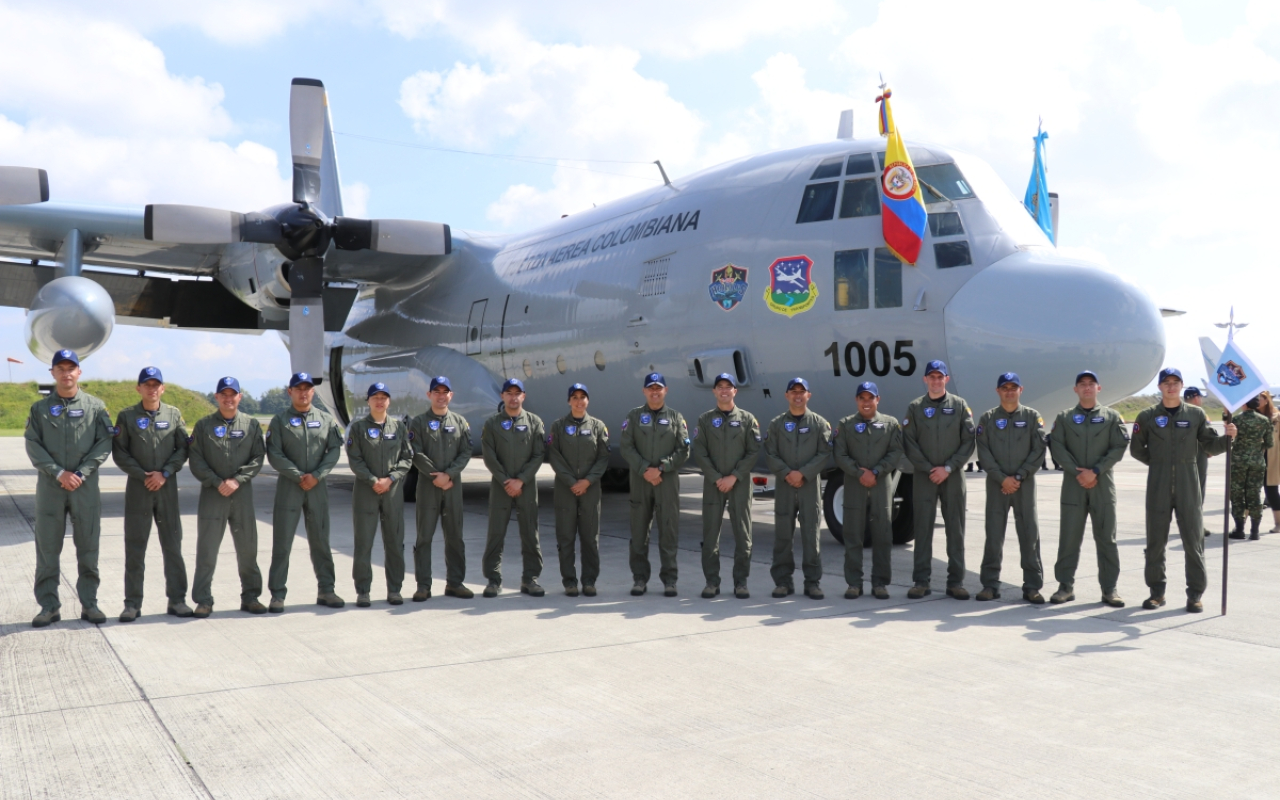 Colombia en la Antártida con la Fuerza Aérea Colombiana