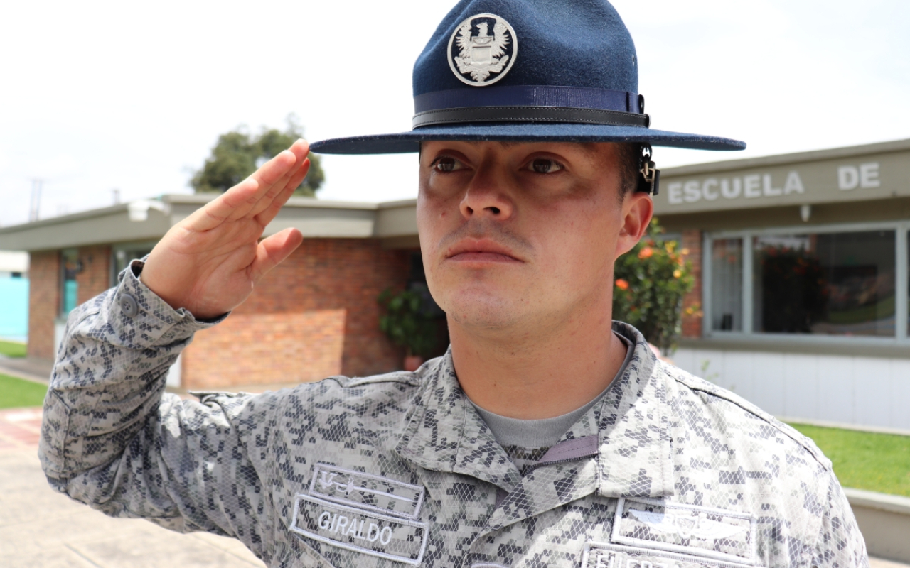 Drill instructor, guardianes de lo estándar en la educación militar 