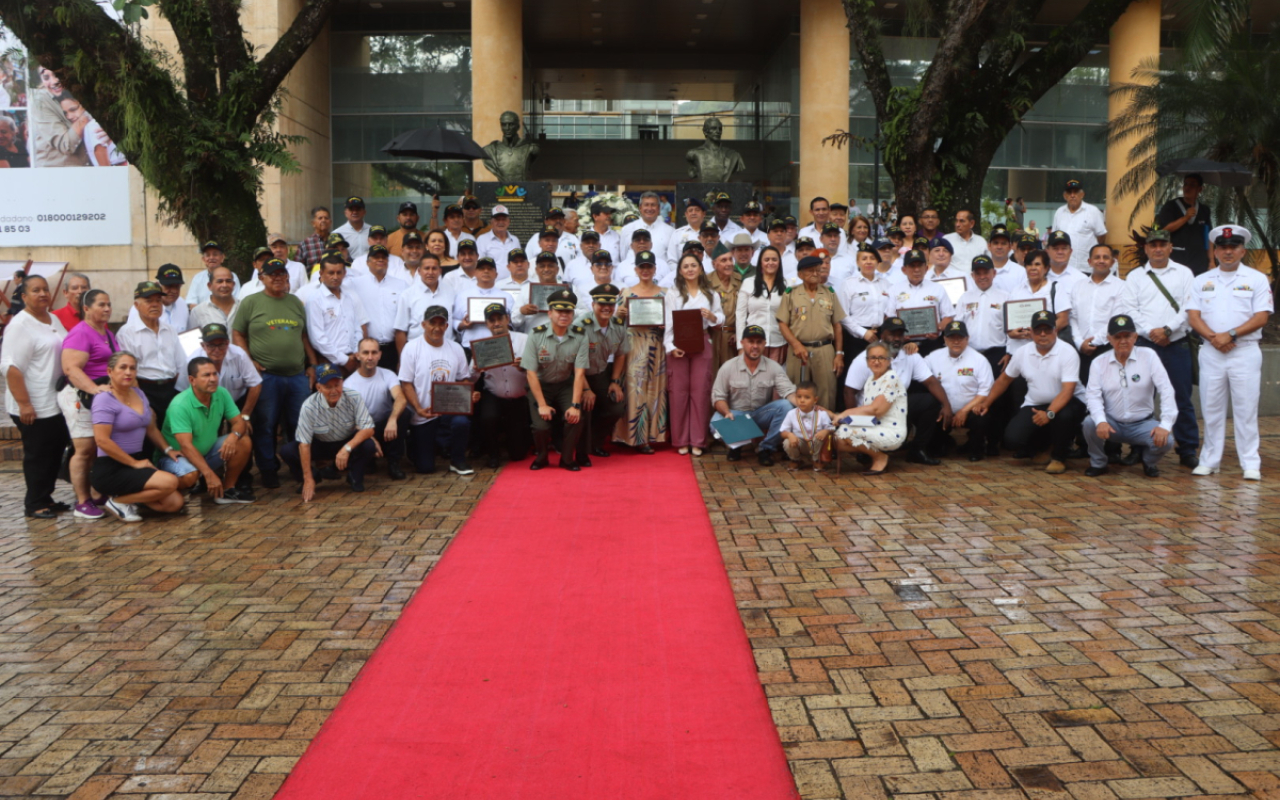 Villavicencio rinde homenaje a los veteranos en su día