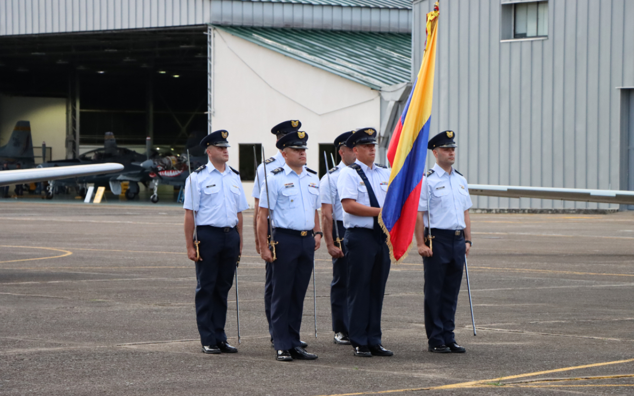 Los Llanos Orientales conmemoran el aniversario 105 de la Fuerza Aeroespacial