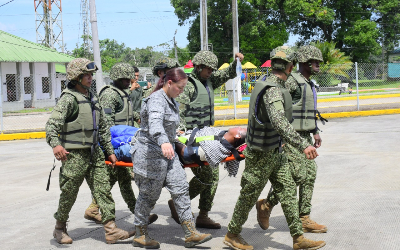 Exitosos traslados aeromédicos permitieron salvar la vida de tres hombres en Caquetá